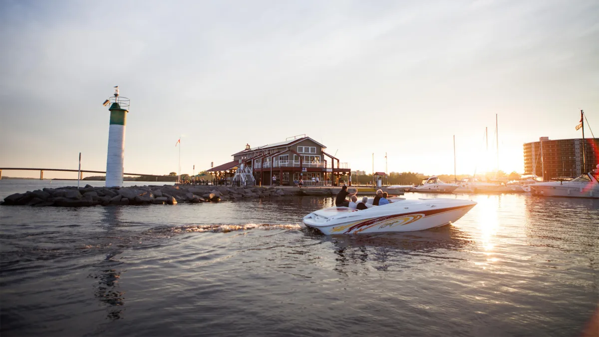 Destination bay of quinte