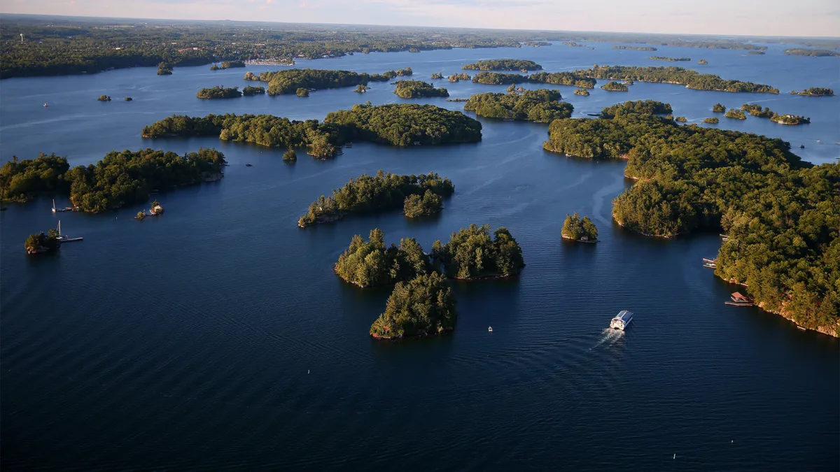 Destination 1000 islands gananoque